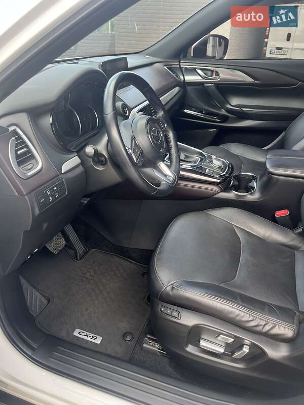 Внедорожник / Кроссовер Mazda CX-9 2019 в Катеринополе