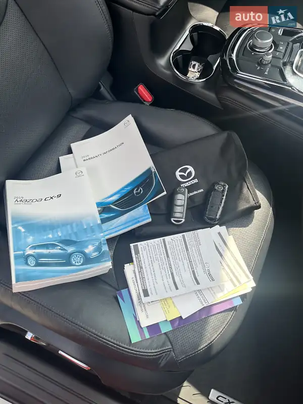 Внедорожник / Кроссовер Mazda CX-9 2019 в Катеринополе документ