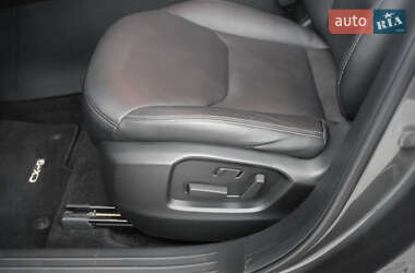 Позашляховик / Кросовер Mazda CX-9 2023 в 