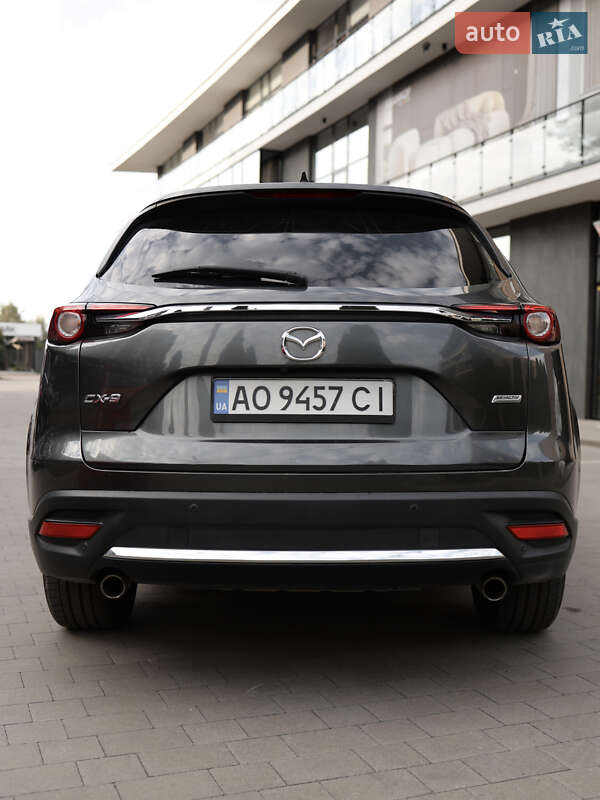 Позашляховик / Кросовер Mazda CX-9 2017 в Ужгороді