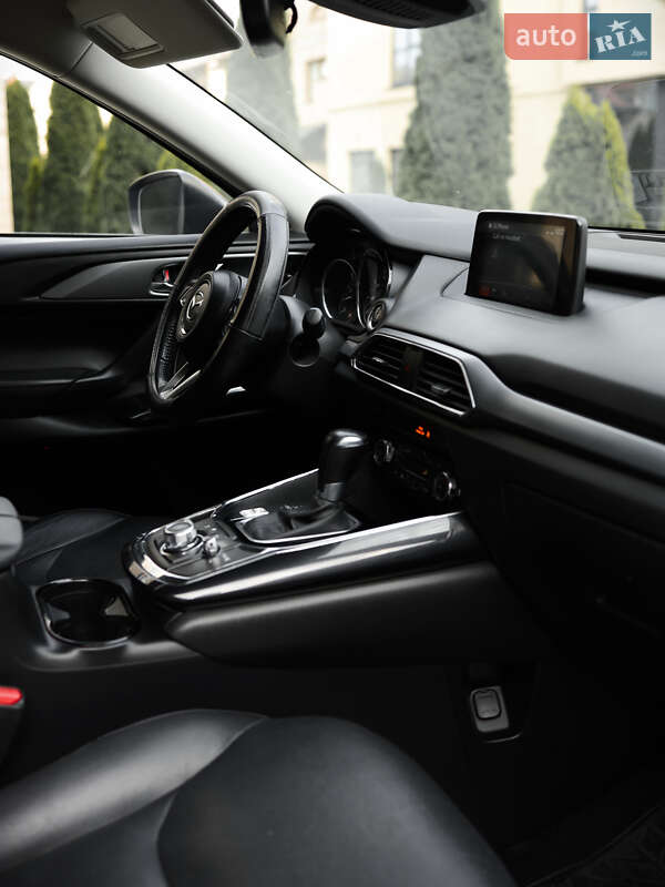 Позашляховик / Кросовер Mazda CX-9 2017 в Ужгороді