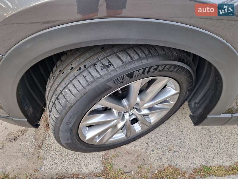 Позашляховик / Кросовер Mazda CX-9 2019 в Дніпрі