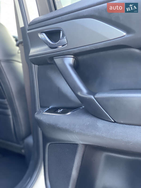 Позашляховик / Кросовер Mazda CX-9 2017 в Житомирі