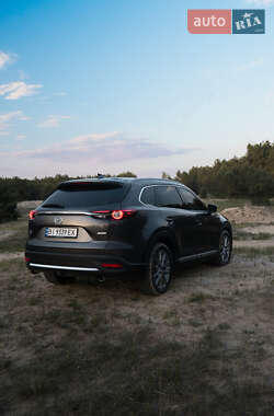 Позашляховик / Кросовер Mazda CX-9 2016 в 