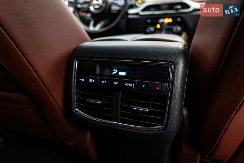 Внедорожник / Кроссовер Mazda CX-9 2016 в Киеве