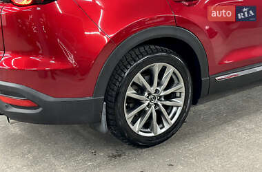 Позашляховик / Кросовер Mazda CX-9 2017 в 