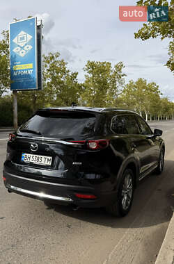 Позашляховик / Кросовер Mazda CX-9 2017 в 