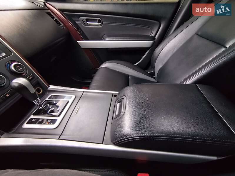 Внедорожник / Кроссовер Mazda CX-9 2008 в Днепре