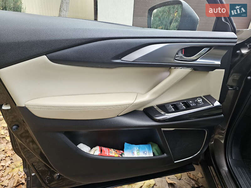 Позашляховик / Кросовер Mazda CX-9 2017 в Полтаві фото 15 Позашляховик / Кросовер Mazda CX-9 2017 в Полтаві