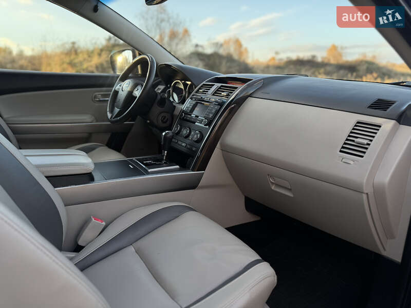 Позашляховик / Кросовер Mazda CX-9 2010 в Дрогобичі