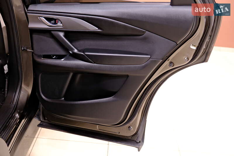 Внедорожник / Кроссовер Mazda CX-9 2017 в Одессе фото 38 Внедорожник / Кроссовер Mazda CX-9 2017 в Одессе