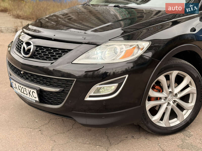 Позашляховик / Кросовер Mazda CX-9 2010 в Києві