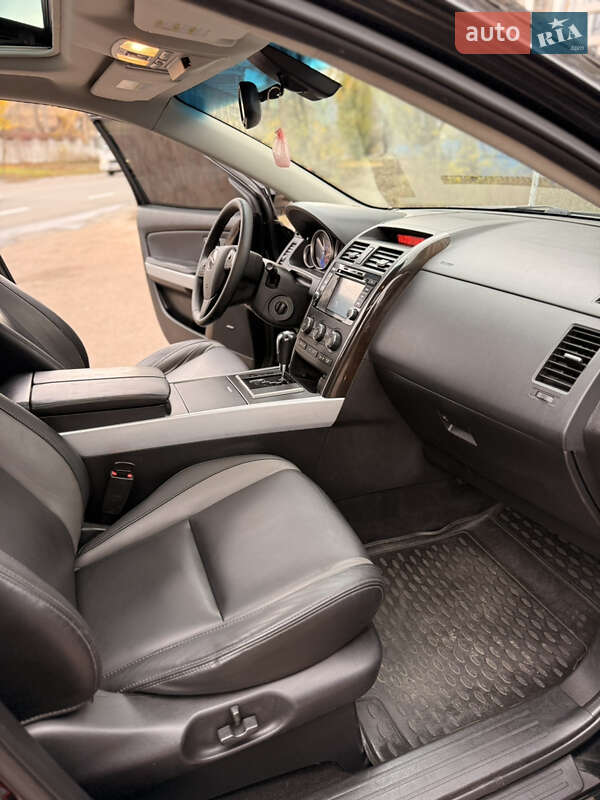 Позашляховик / Кросовер Mazda CX-9 2010 в Києві