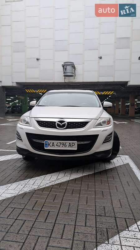Внедорожник / Кроссовер Mazda CX-9 2010 в Киеве