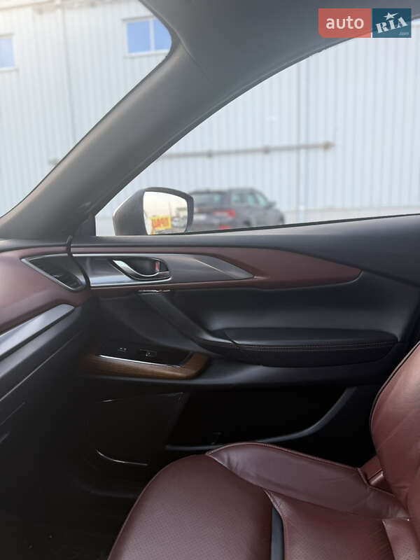 Позашляховик / Кросовер Mazda CX-9 2016 в Ізмаїлі
