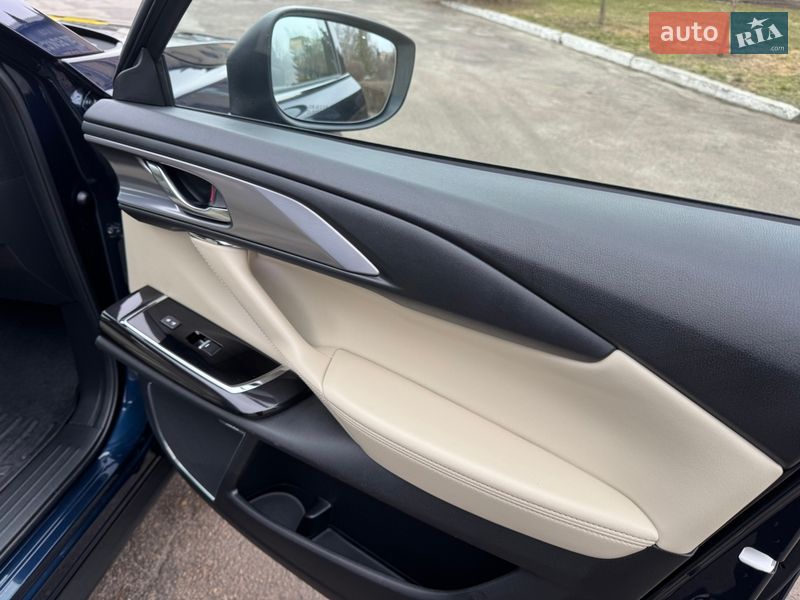 Внедорожник / Кроссовер Mazda CX-9 2019 в Киеве
