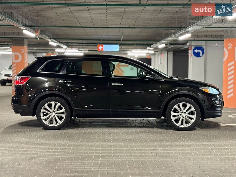 Внедорожник / Кроссовер Mazda CX-9 2011 в Киеве