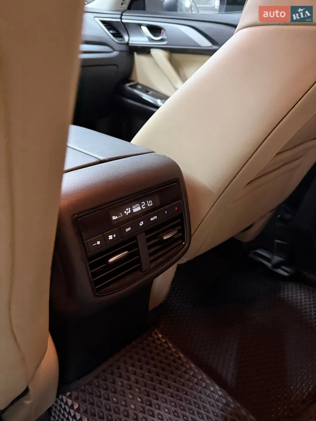 2017 Mazda CX-9 - мініатюра 16