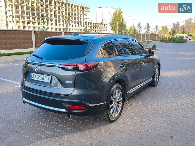 Позашляховик / Кросовер Mazda CX-9 2017 в Києві