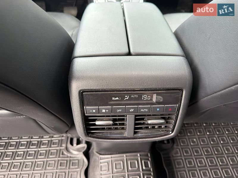 Внедорожник / Кроссовер Mazda CX-9 2017 в Киеве фото 17 Внедорожник / Кроссовер Mazda CX-9 2017 в Киеве