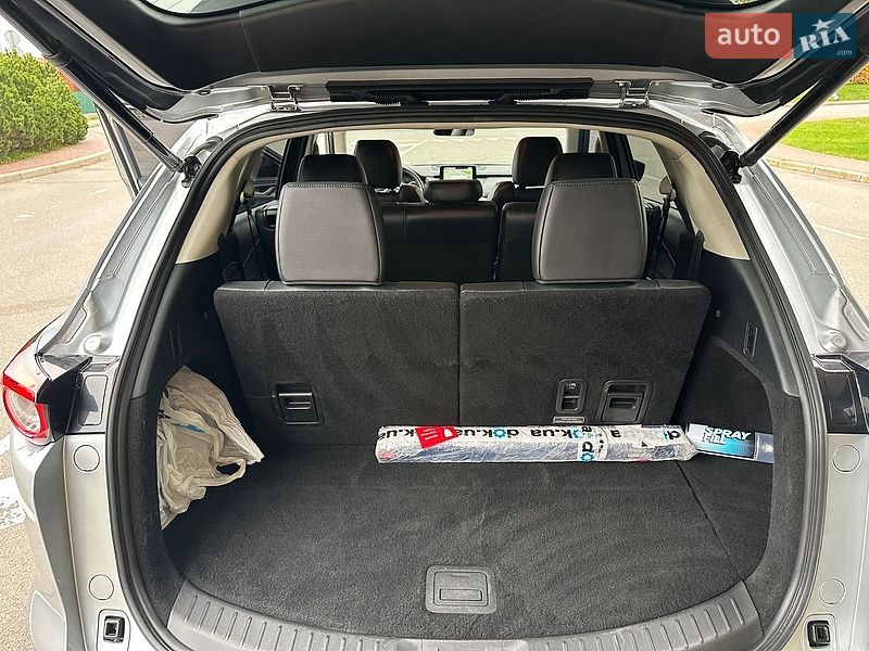 Внедорожник / Кроссовер Mazda CX-9 2019 в Киеве