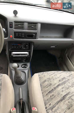 Хэтчбек Mazda Demio 1998 в  фото 6 Хэтчбек Mazda Demio 1998 в