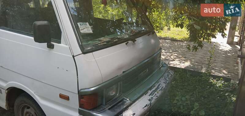 Інші автобуси Mazda E-series 1996 в Дніпрі