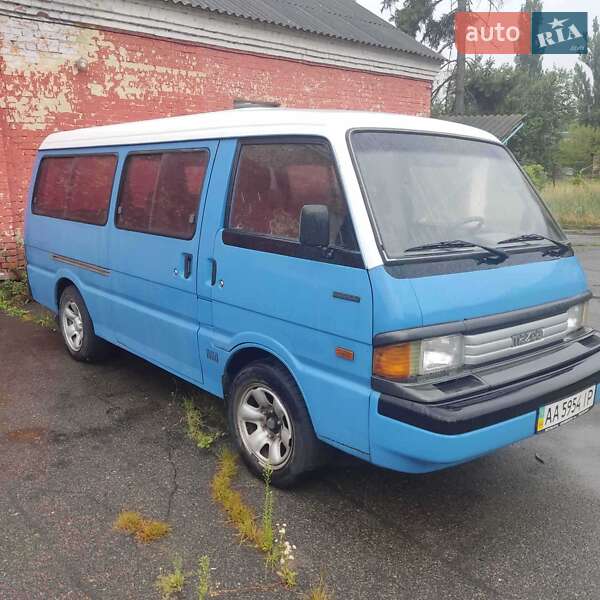 Минивэн Mazda E-series 1995 в Киеве