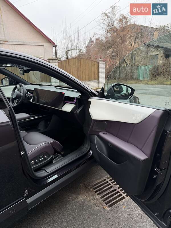 Внедорожник / Кроссовер Mazda EZ-60 2025 в Киеве