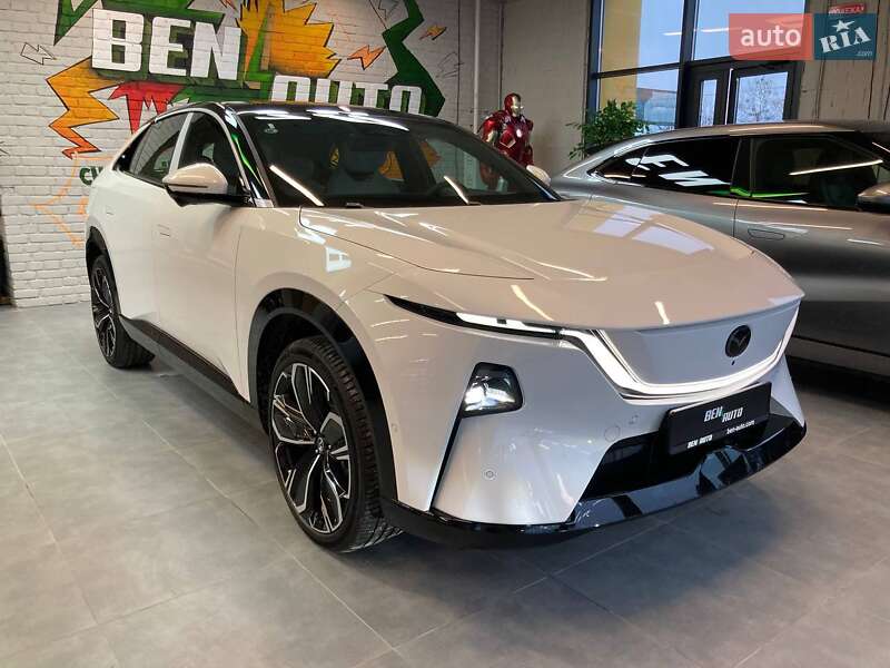 Внедорожник / Кроссовер Mazda EZ-60 2025 в Львове