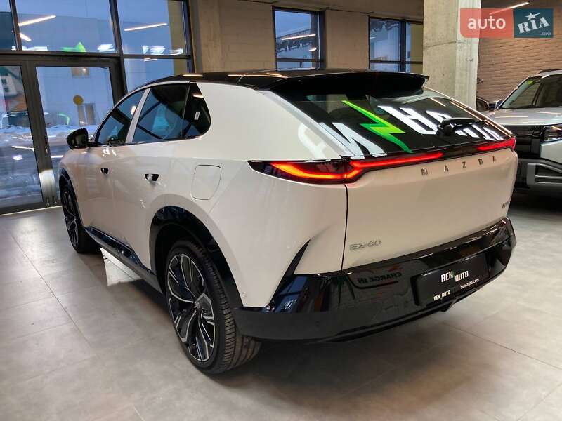 Внедорожник / Кроссовер Mazda EZ-60 2025 в Львове