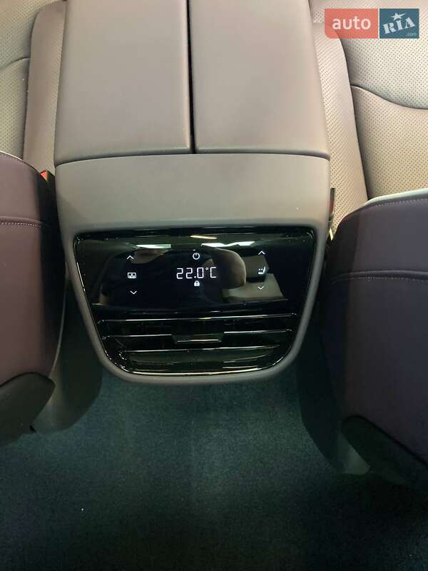 Внедорожник / Кроссовер Mazda EZ-60 2025 в Львове