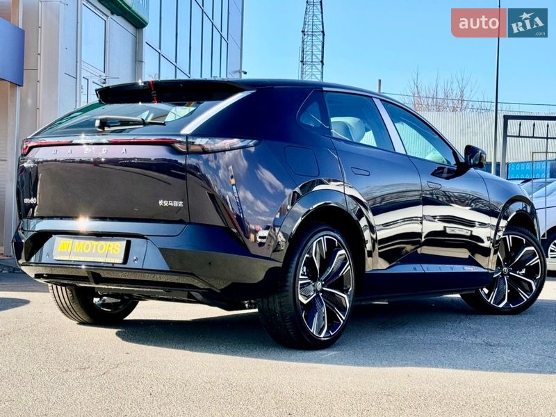 Внедорожник / Кроссовер Mazda EZ-60 2025 в Киеве