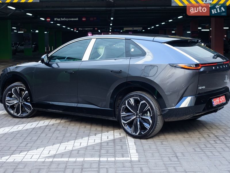 Внедорожник / Кроссовер Mazda EZ-60 2025 в Киеве