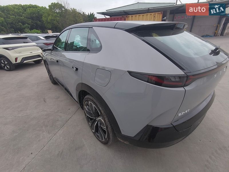 Внедорожник / Кроссовер Mazda EZ-60 2025 в Киеве