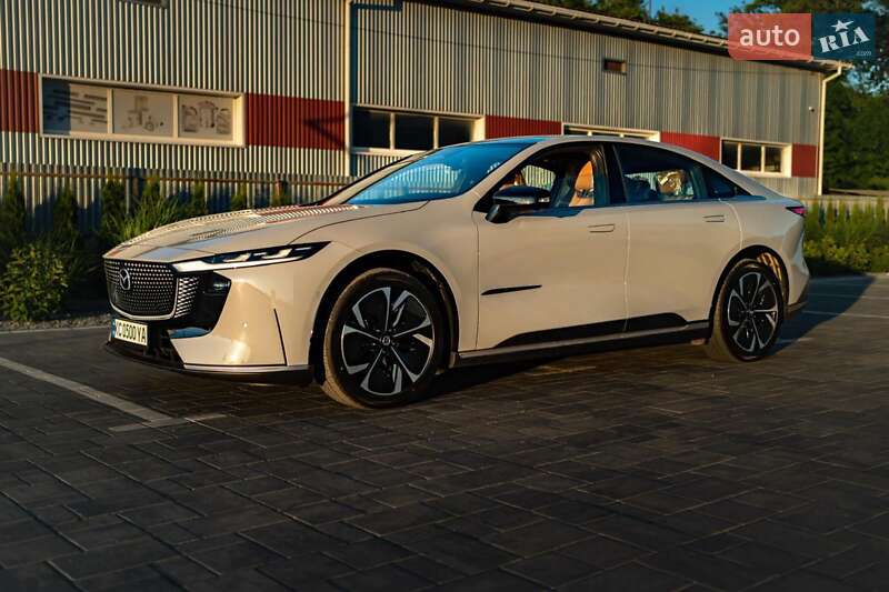 Седан Mazda EZ-6 2025 в Киеве
