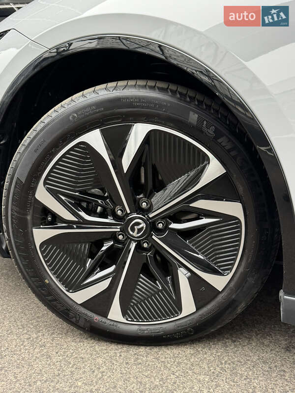 Седан Mazda EZ-6 2024 в Киеве