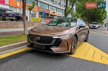 Седан Mazda EZ-6 2024 в Львові