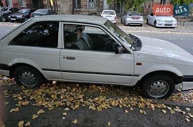 Хэтчбек Mazda Familia 1989 в Одессе