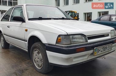 Хэтчбек Mazda Familia 1989 в Киеве