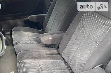 Мінівен Mazda MPV 2004 в 