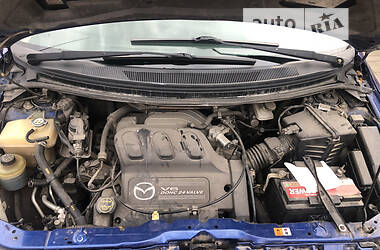 Минивэн Mazda MPV 2004 в 