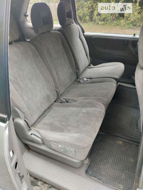 Минивэн Mazda MPV 2002 в Летичеве