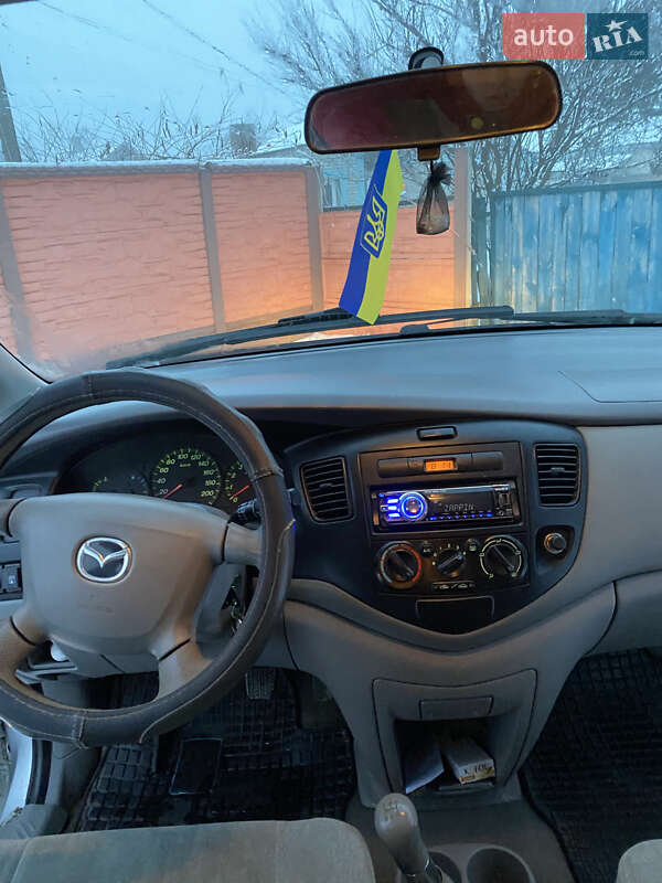 Минивэн Mazda MPV 2002 в Баре