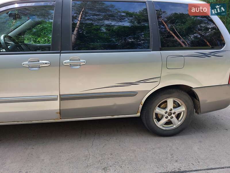 Минивэн Mazda MPV 2002 в Ковеле