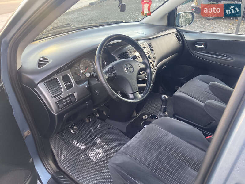 Минивэн Mazda MPV 2004 в Владимире