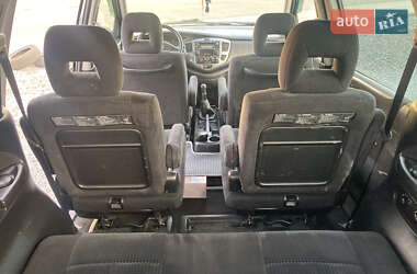 Минивэн Mazda MPV 2004 в 
