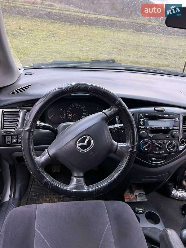 Минивэн Mazda MPV 2002 в Великом Березном