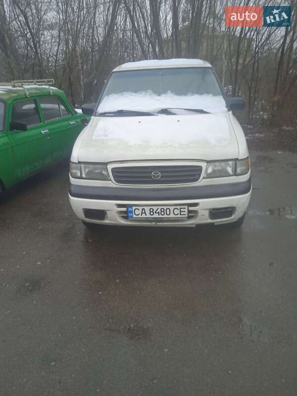 Мінівен Mazda MPV 1996 в Олевську