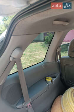 Минивэн Mazda MPV 2002 в 